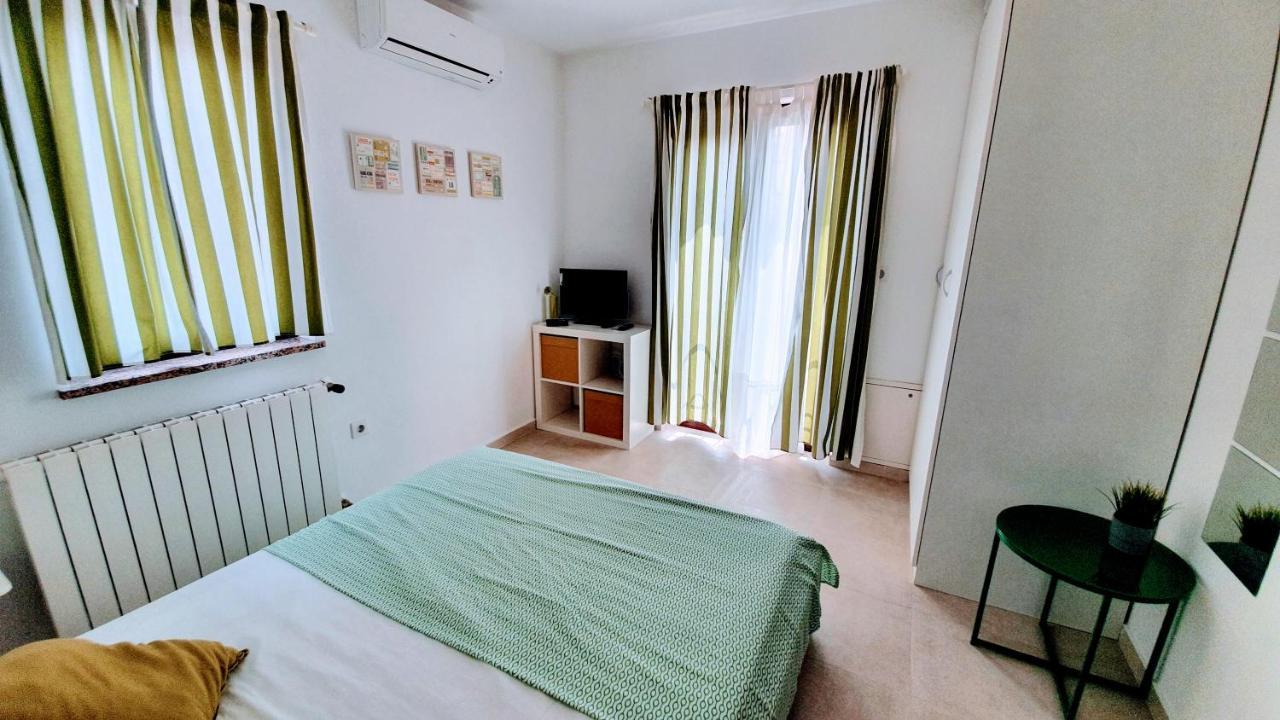 Apartments Villa Alba Пореч Екстериор снимка