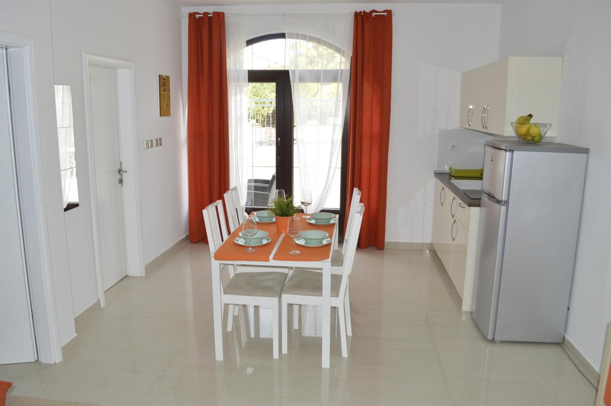 Apartments Villa Alba Пореч Екстериор снимка